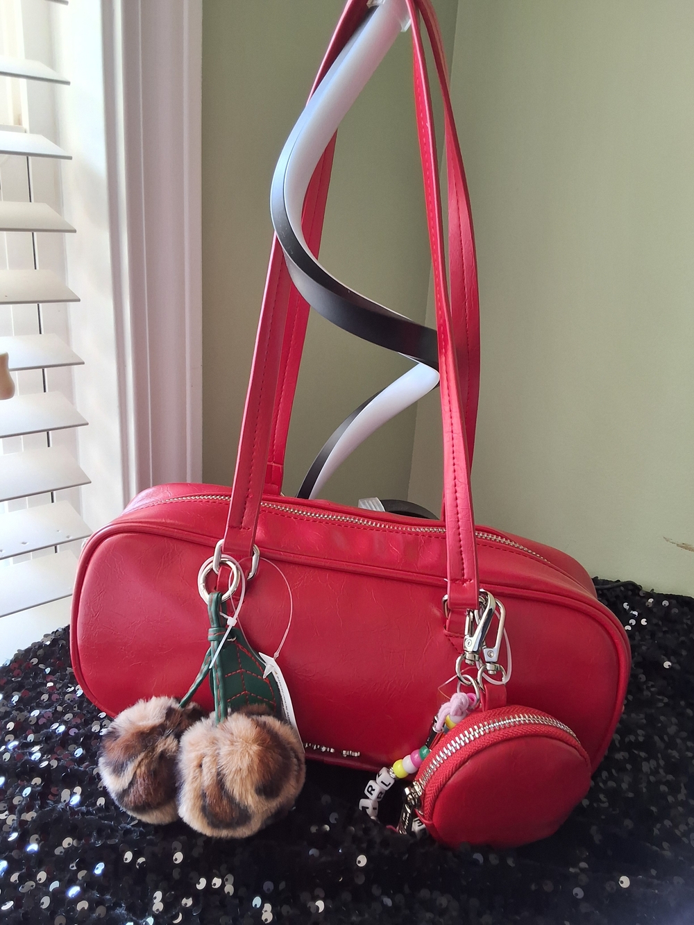 Steve Madden Red Shoulder Bag w/ Charms Y2K Style Trendy Statement Purse